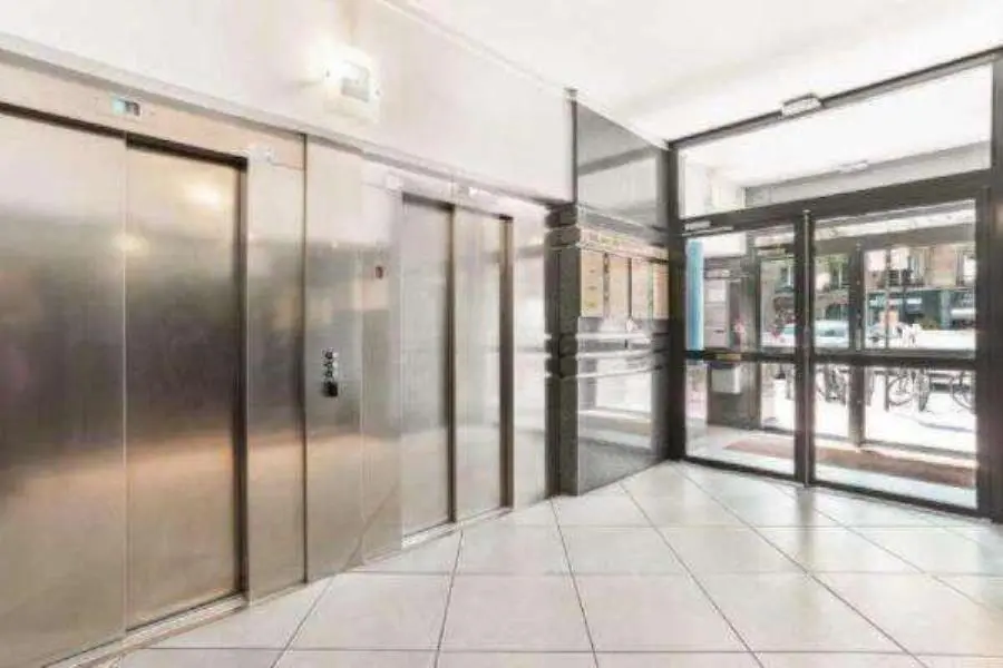 BUREAUX à vendre à Boulogne-Billancourt – 299 m²