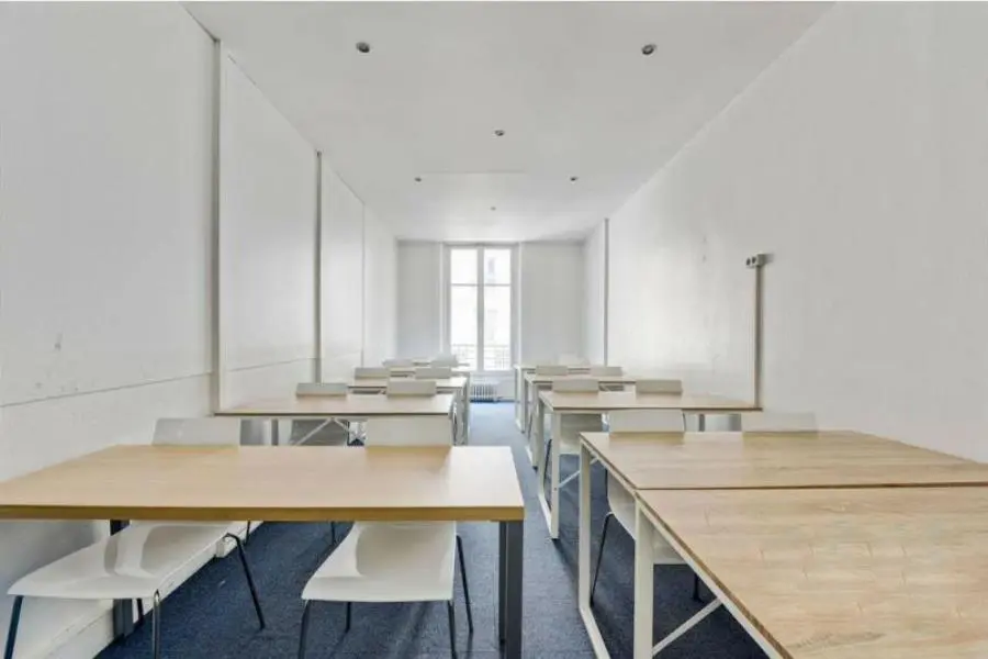 BUREAUX à vendre à 75016 - Paris – 303 m²