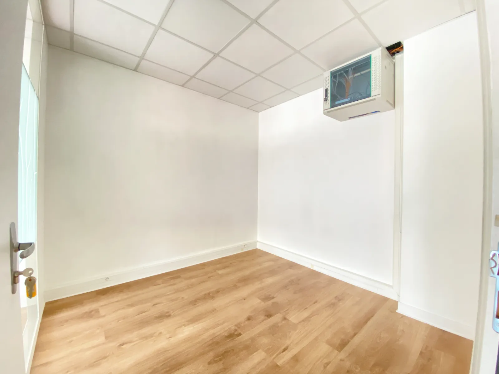 BUREAUX à louer à Sèvres – 85 m²