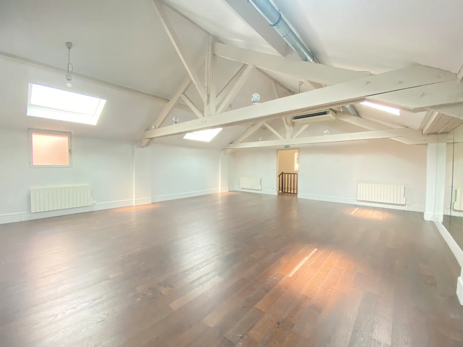 BUREAUX à vendre à Boulogne-Billancourt – 253 m²