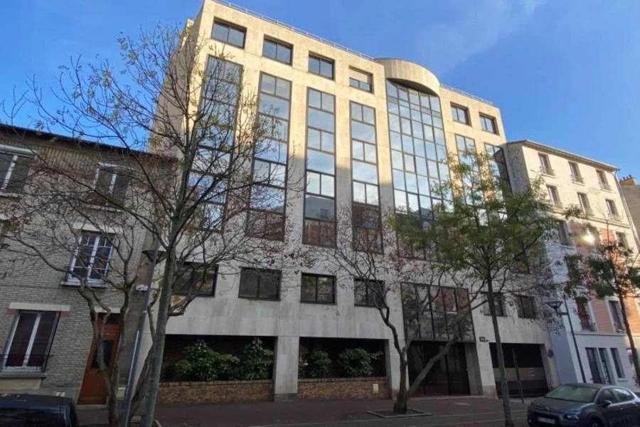 BUREAUX à louer à Issy-les-Moulineaux – 366 m²