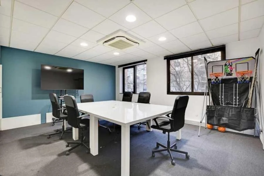 BUREAUX à louer à Issy-les-Moulineaux – 366 m²