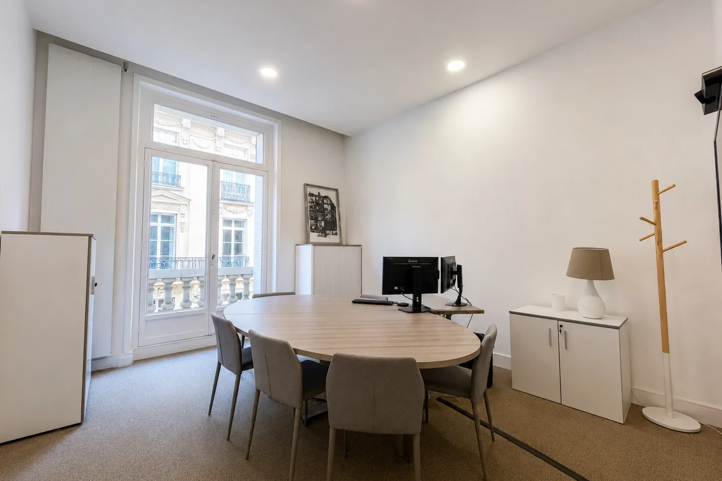 BUREAUX à louer à Paris – 51 m²