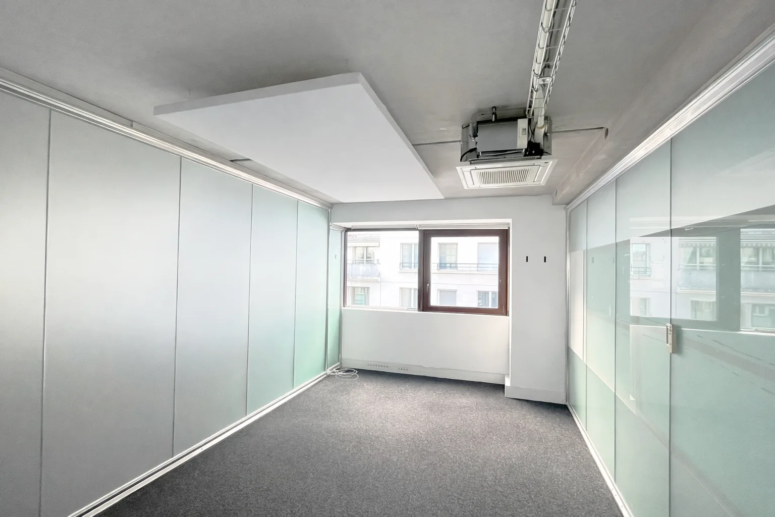BUREAUX à louer à Boulogne-Billancourt – 176 m²