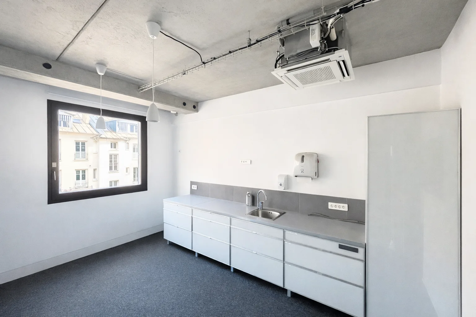 BUREAUX à louer à Boulogne-Billancourt – 176 m²
