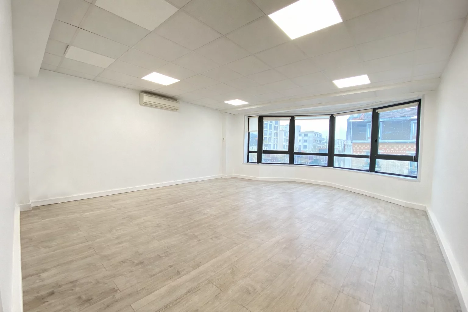 BUREAUX à louer à Boulogne-Billancourt – 167 m²