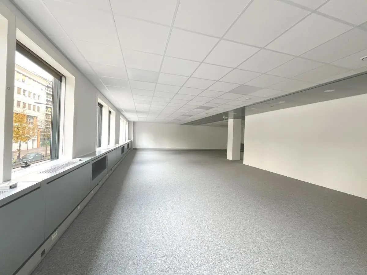 BUREAUX à louer à Boulogne-Billancourt – 1 329 m²