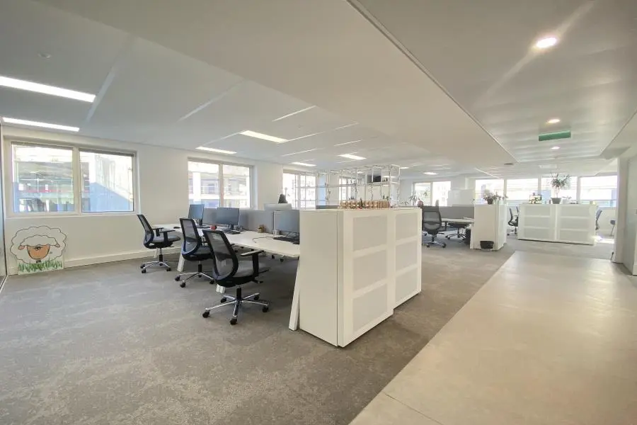 BUREAUX à louer à Issy-les-Moulineaux – 4 090 m²