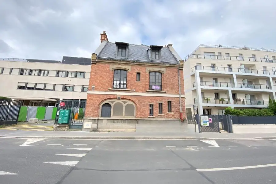 BUREAUX à vendre à Boulogne-Billancourt – 112 m²