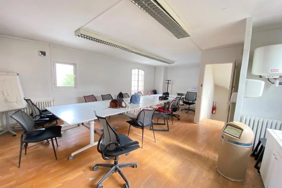 BUREAUX à vendre à Boulogne-Billancourt – 112 m²