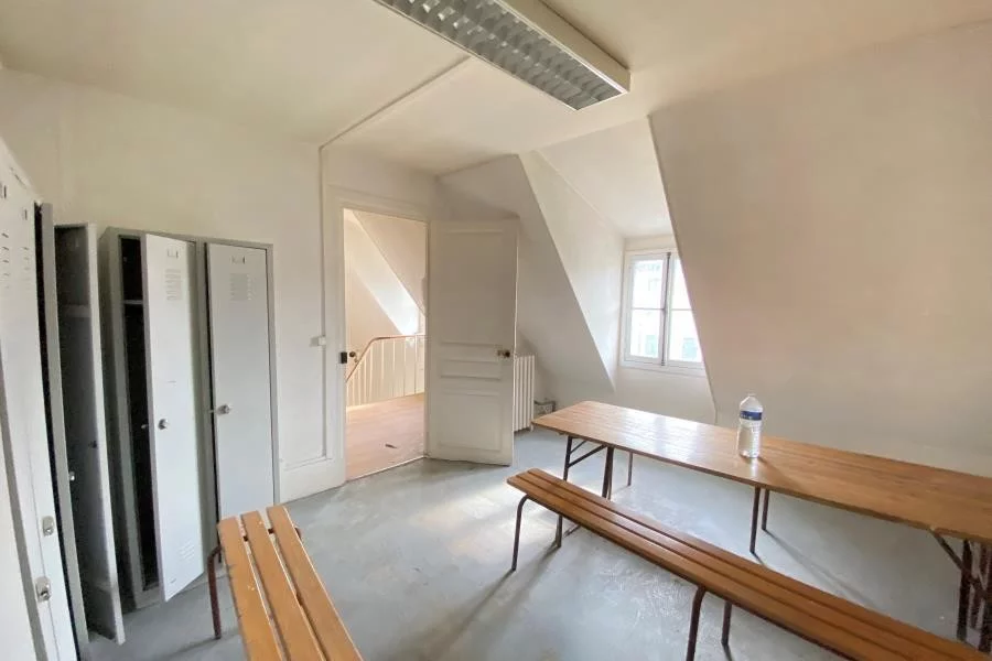 BUREAUX à vendre à Boulogne-Billancourt – 112 m²