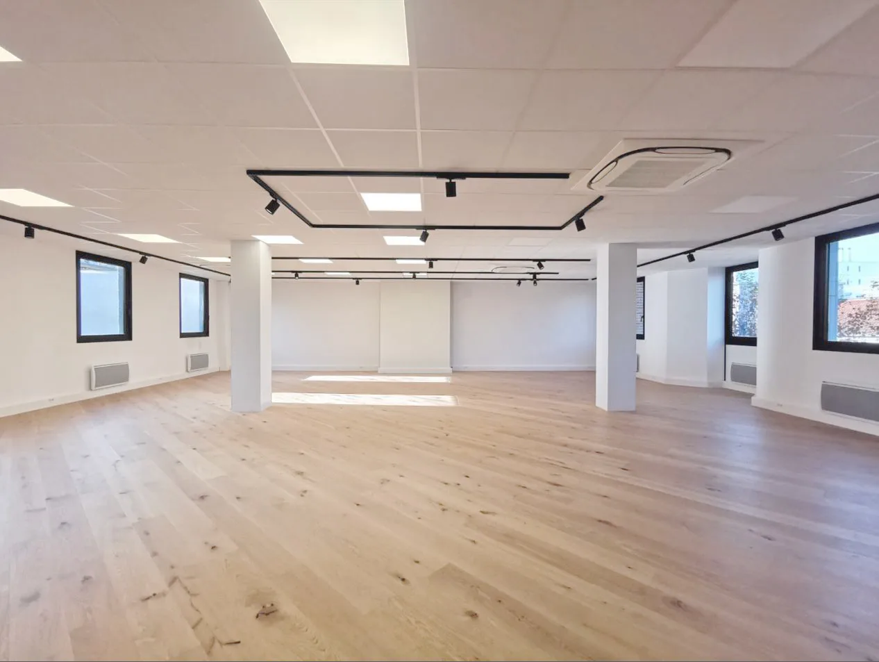 BUREAUX à louer à Boulogne-Billancourt – 195 m²
