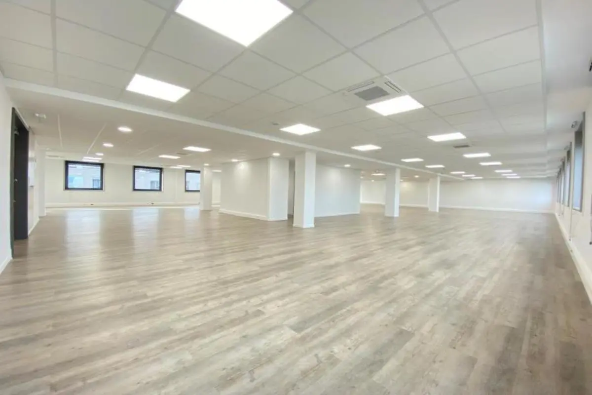 BUREAUX à louer à Boulogne-Billancourt – 3 249 m²