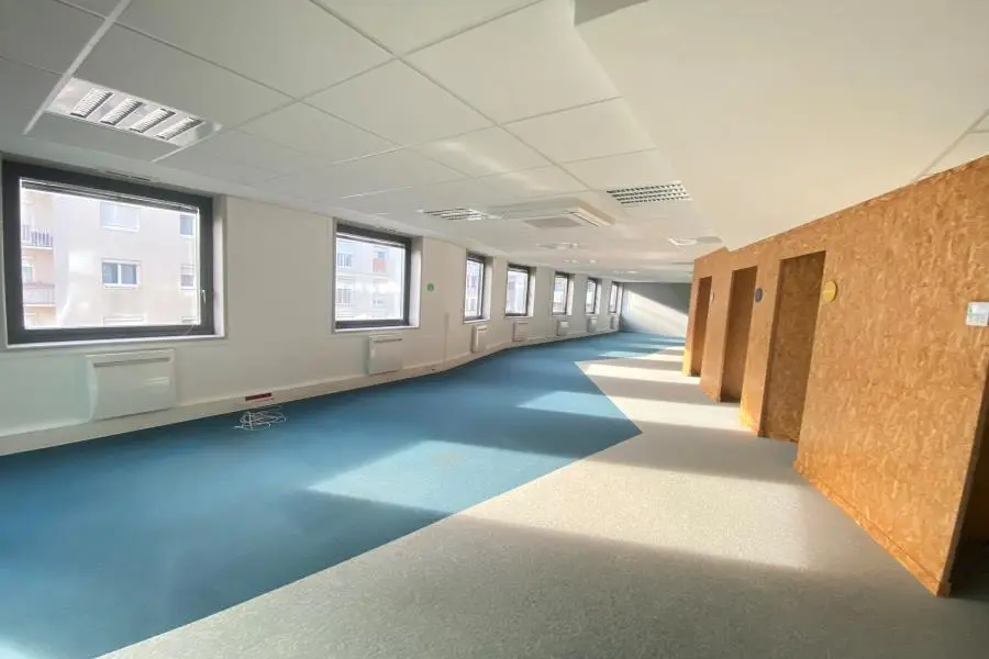 BUREAUX à louer à Boulogne-Billancourt – 3 249 m²
