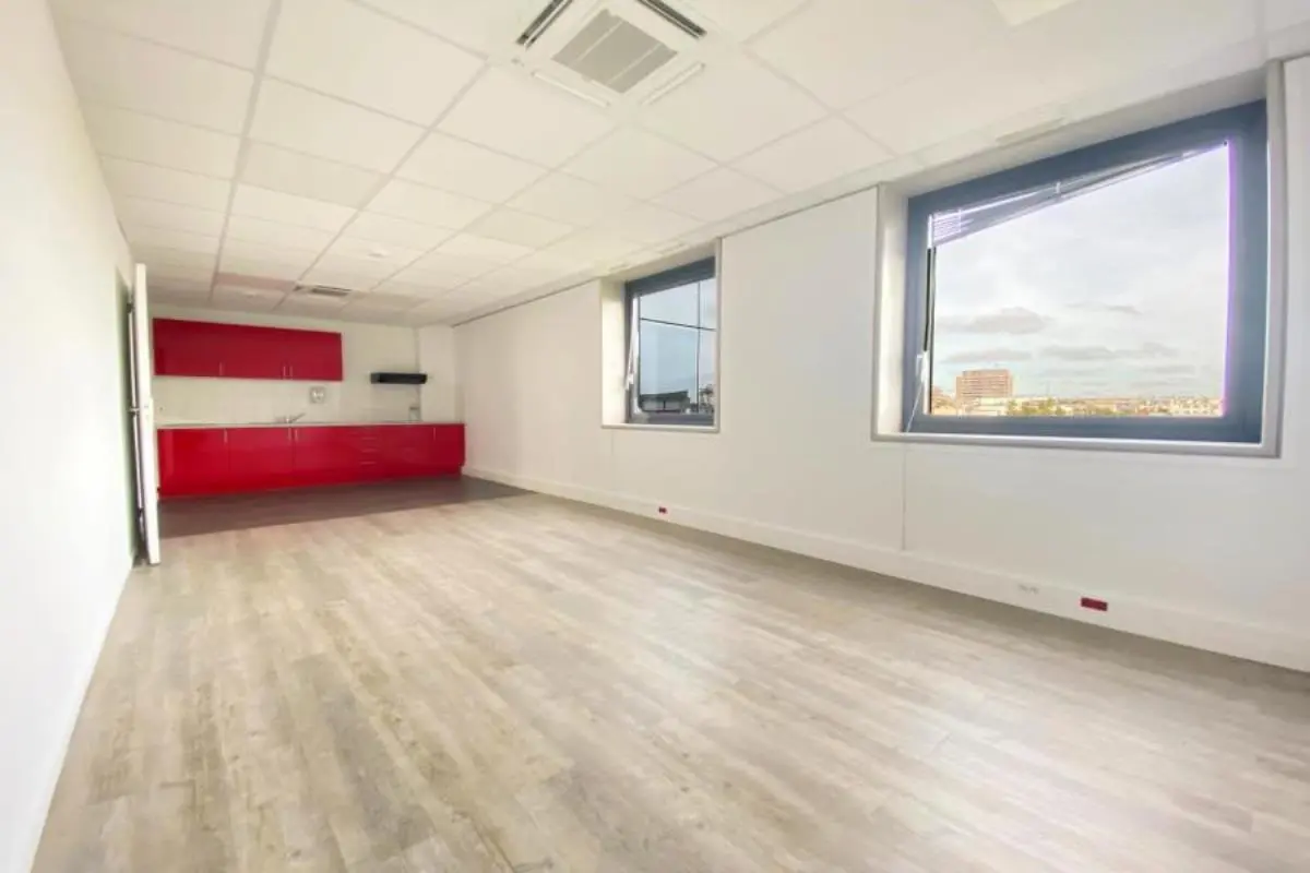 BUREAUX à vendre à Boulogne-Billancourt – 560 m²