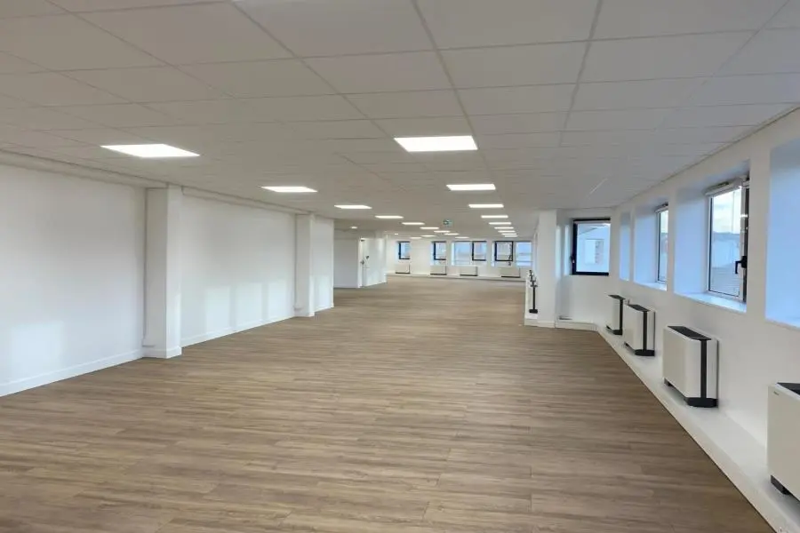 BUREAUX à louer à Issy-les-Moulineaux – 1 648 m²