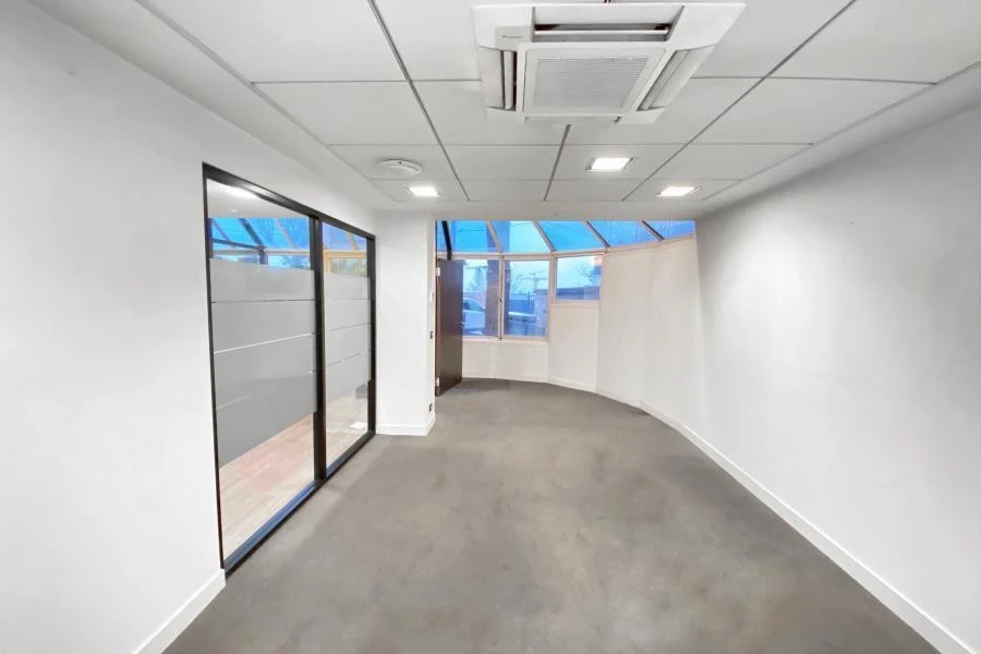 BUREAUX à vendre à Meudon – 324 m²