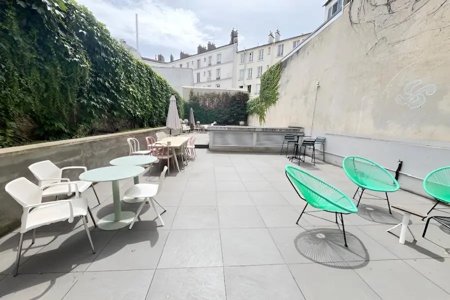 BUREAUX à louer à Boulogne-Billancourt – 687 m²