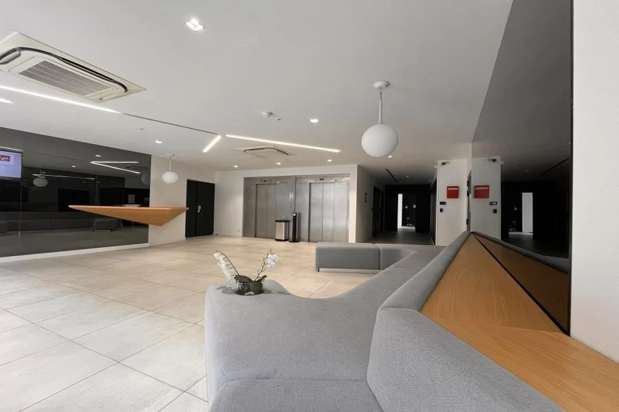 BUREAUX à louer à Boulogne-Billancourt – 452 m²