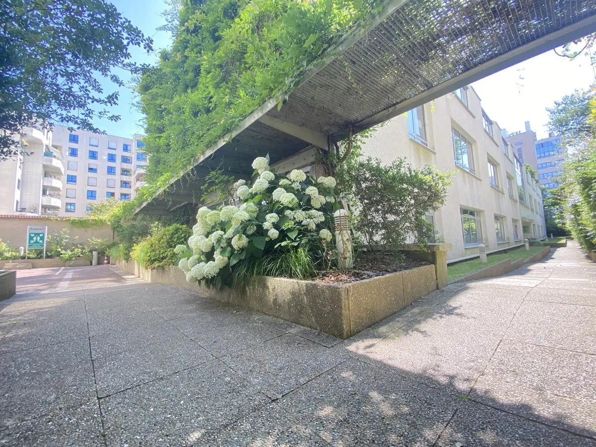 BUREAUX à vendre à Boulogne-Billancourt – 1 470 m²
