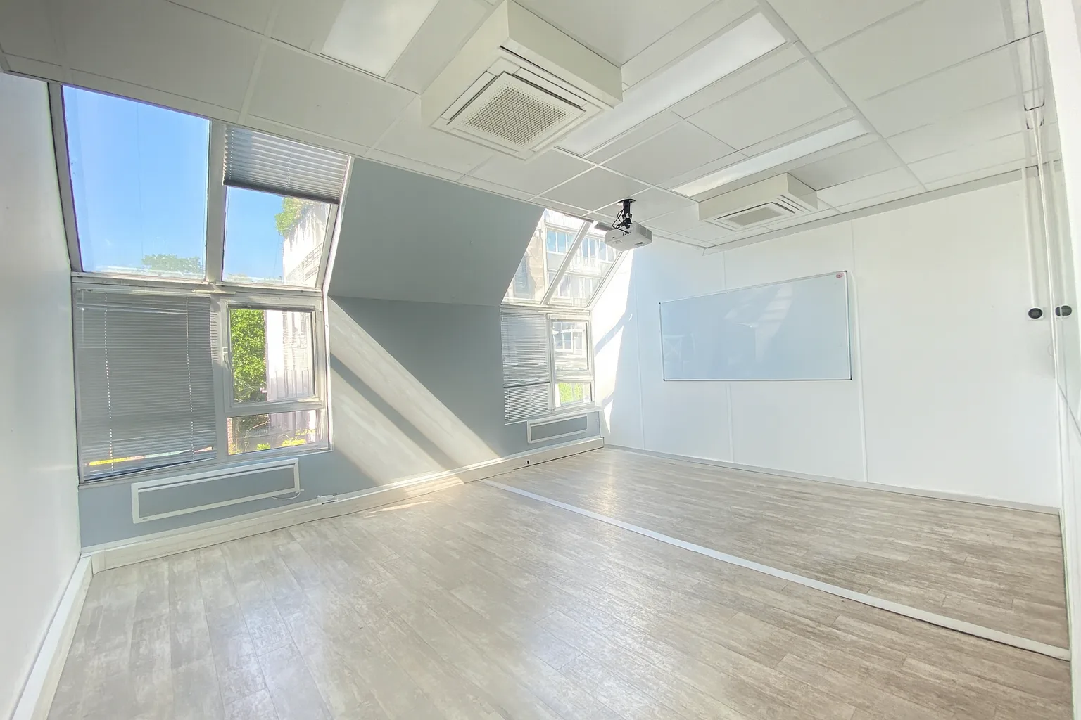 BUREAUX à vendre à Boulogne-Billancourt – 1 470 m²