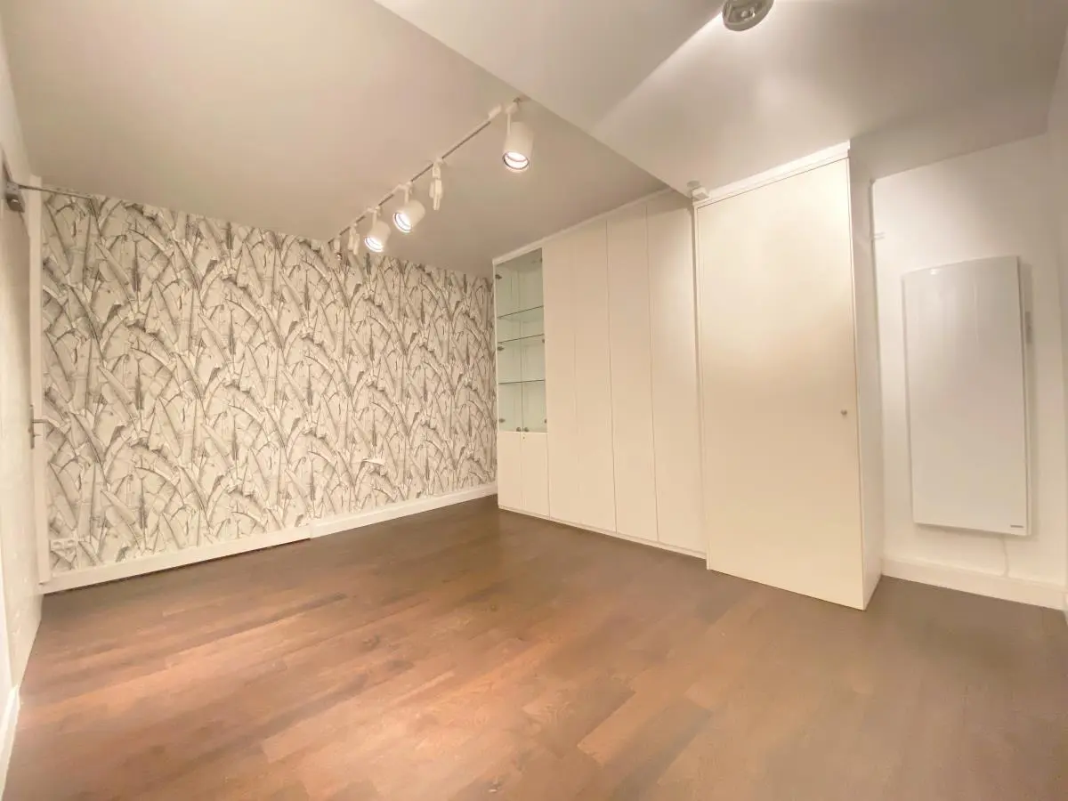 BUREAUX à vendre à Boulogne-Billancourt – 253 m²
