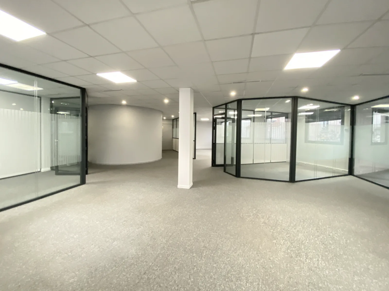 BUREAUX à louer à Boulogne-Billancourt – 274 m²