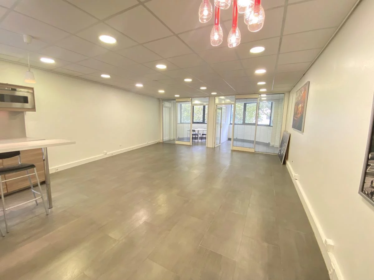 BUREAUX à louer à Boulogne-Billancourt – 90 m²