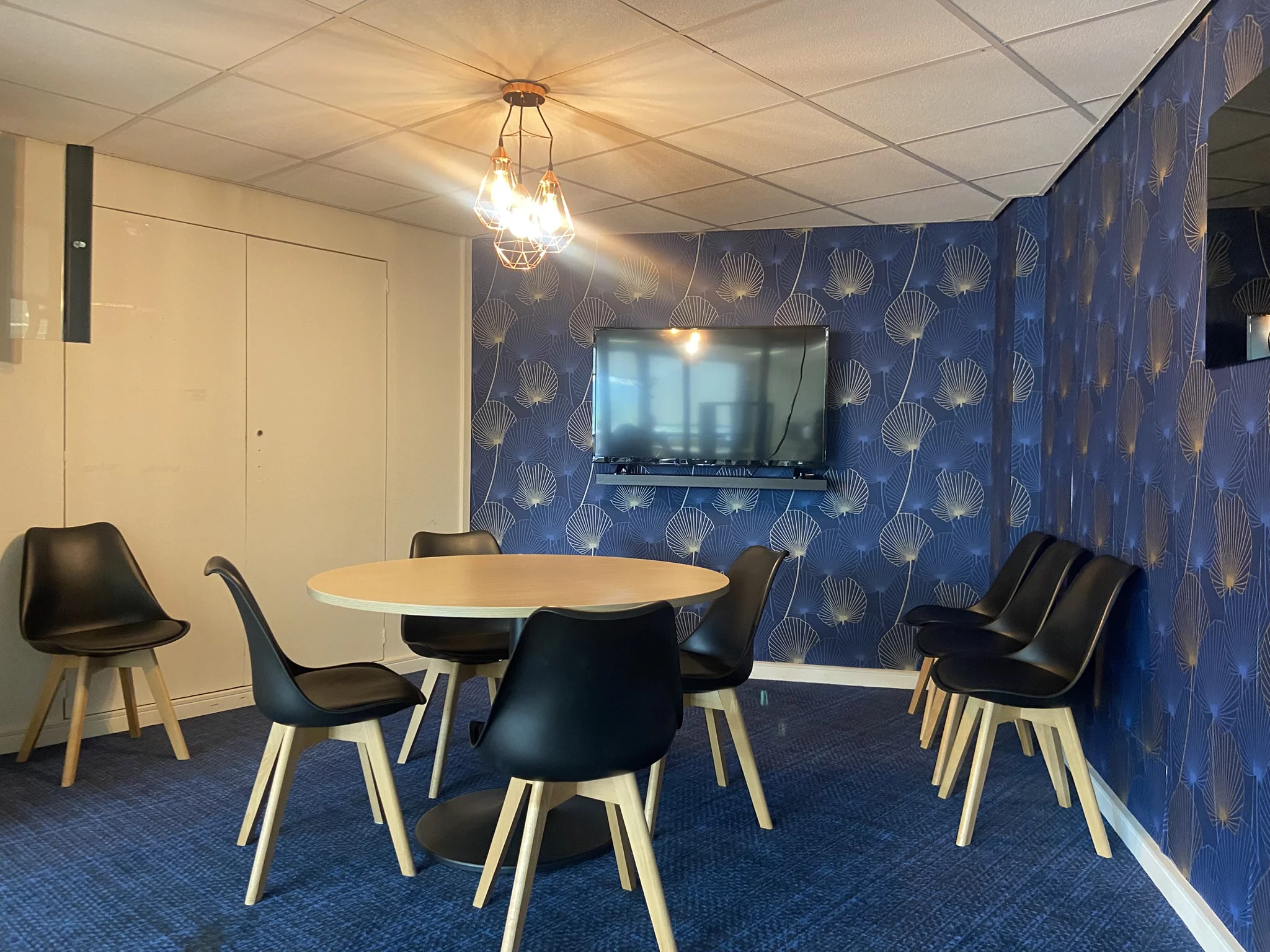BUREAUX à vendre à Saint-Cloud – 323 m²