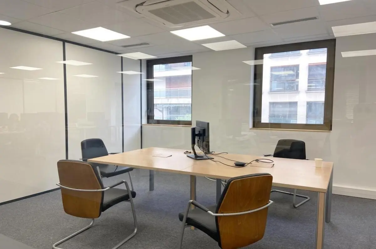 BUREAUX à louer à Neuilly-sur-Seine – 330 m²