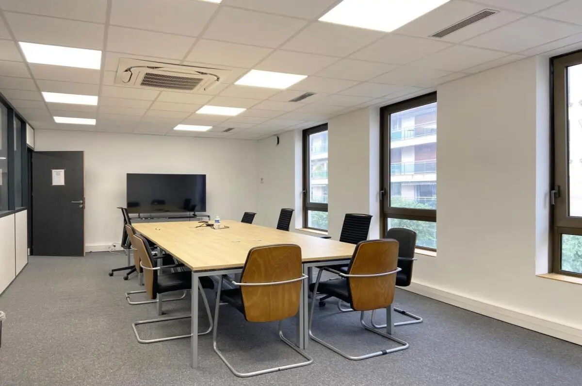 BUREAUX à louer à Neuilly-sur-Seine – 330 m²