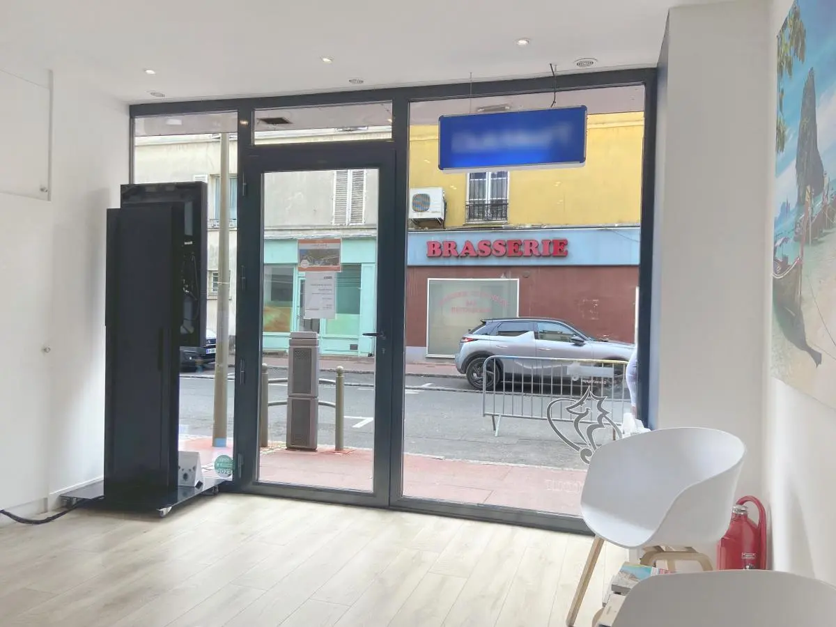 BUREAUX à vendre à Sèvres – 62 m²
