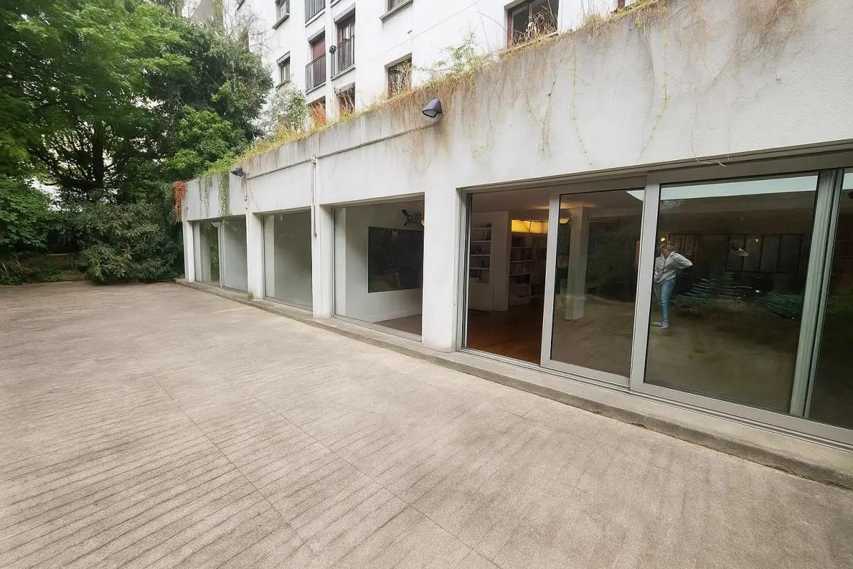 BUREAUX à vendre à Montrouge – 262 m²