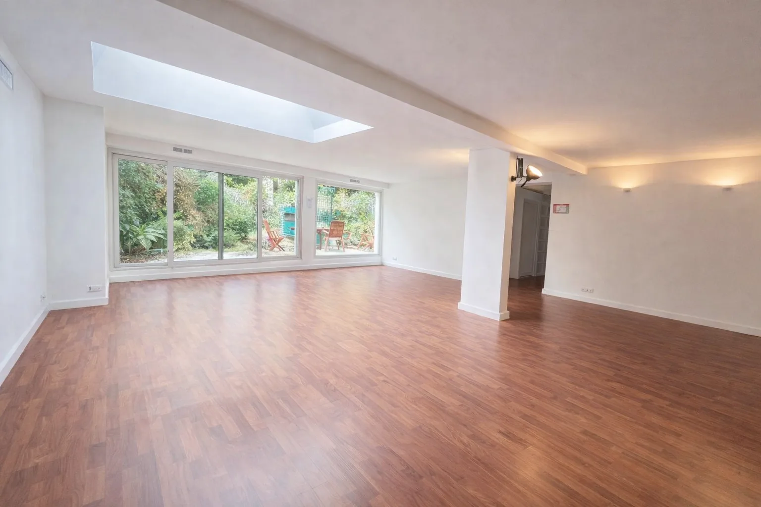 BUREAUX à vendre à Montrouge – 262 m²