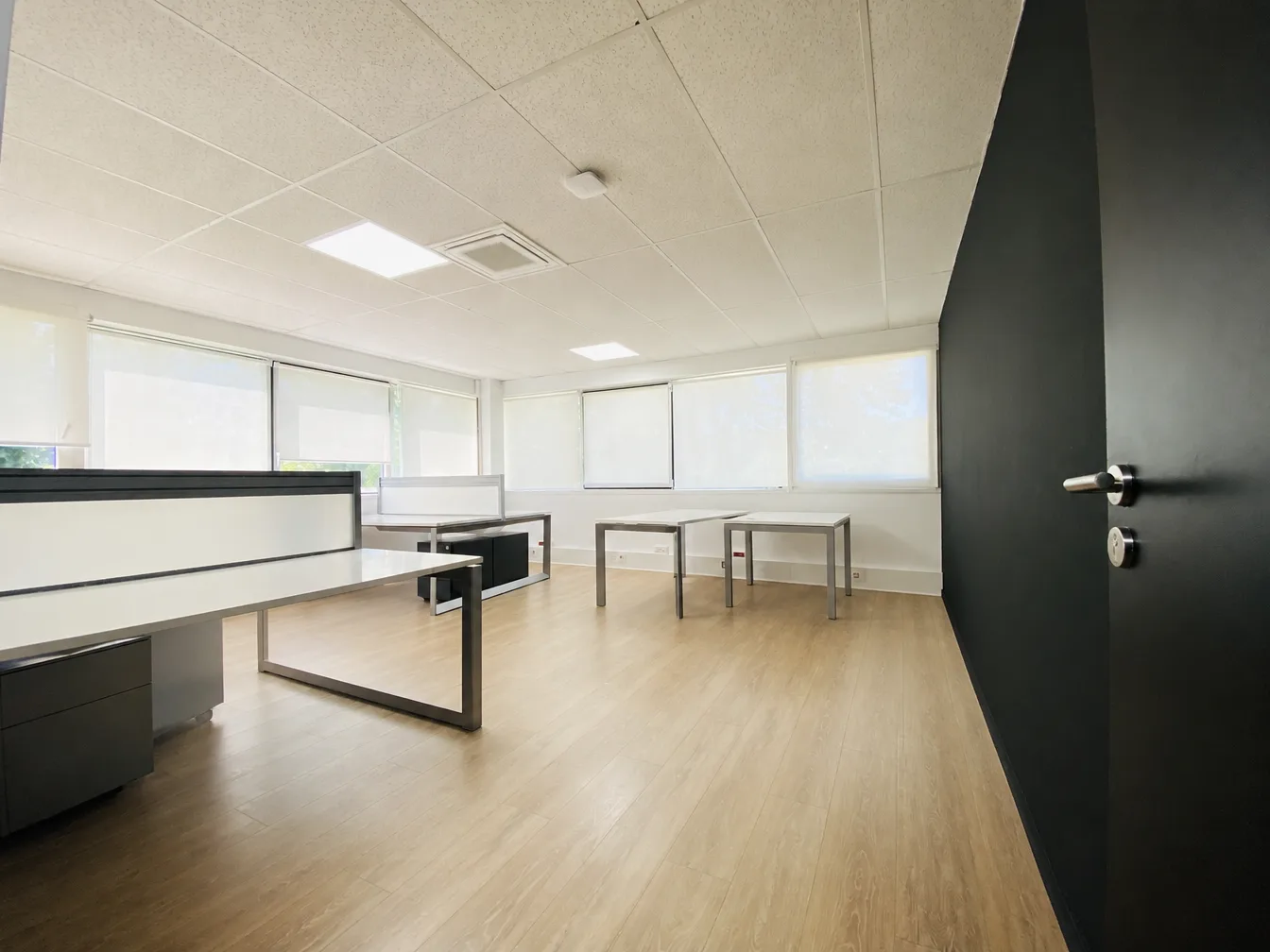 BUREAUX à louer à Bièvres – 298 m²
