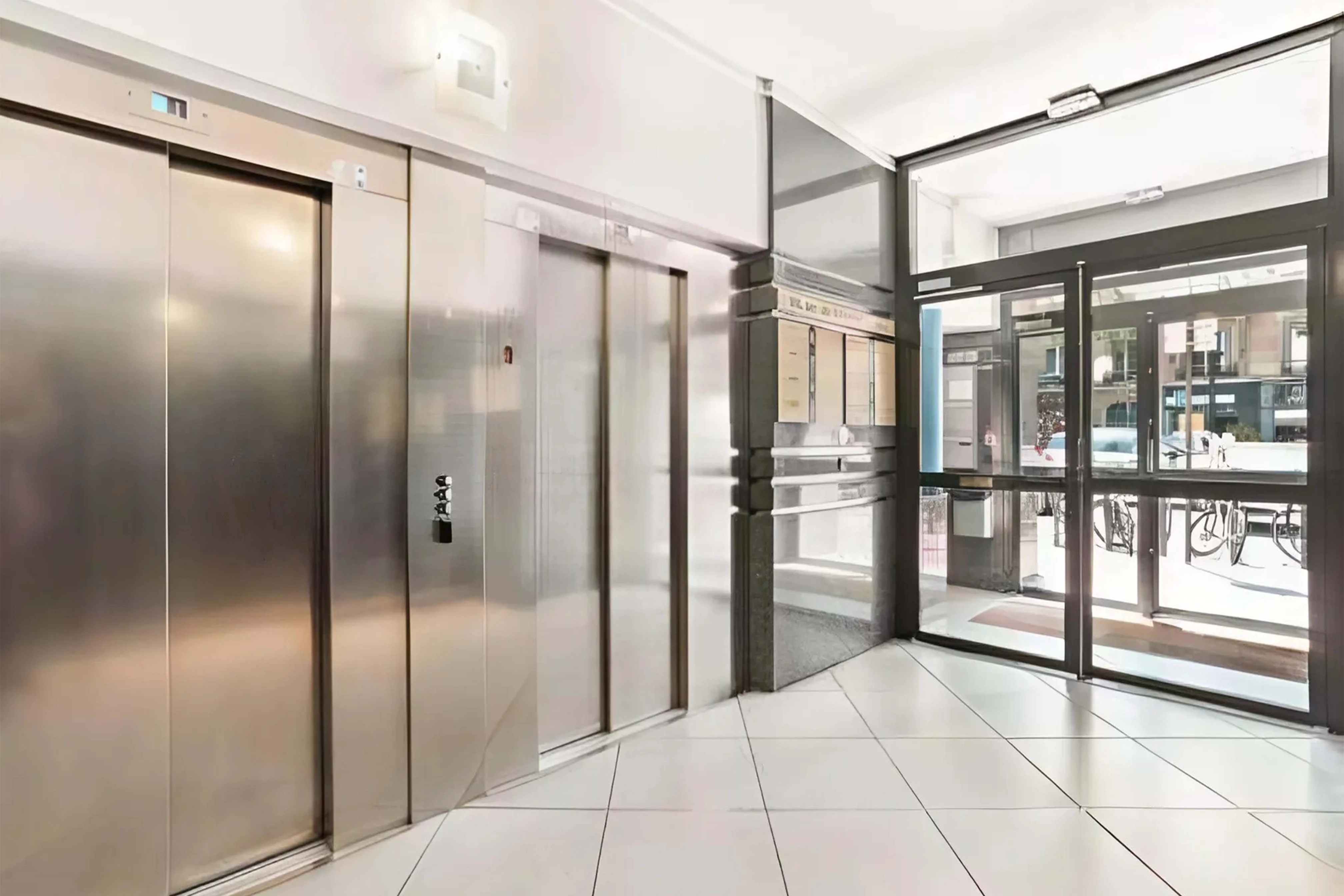 BUREAUX à vendre à Boulogne-Billancourt – 230 m²