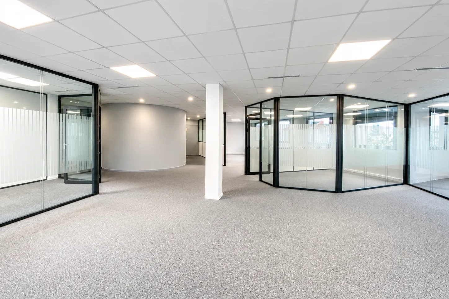 BUREAUX à louer à Boulogne-Billancourt – 447 m²