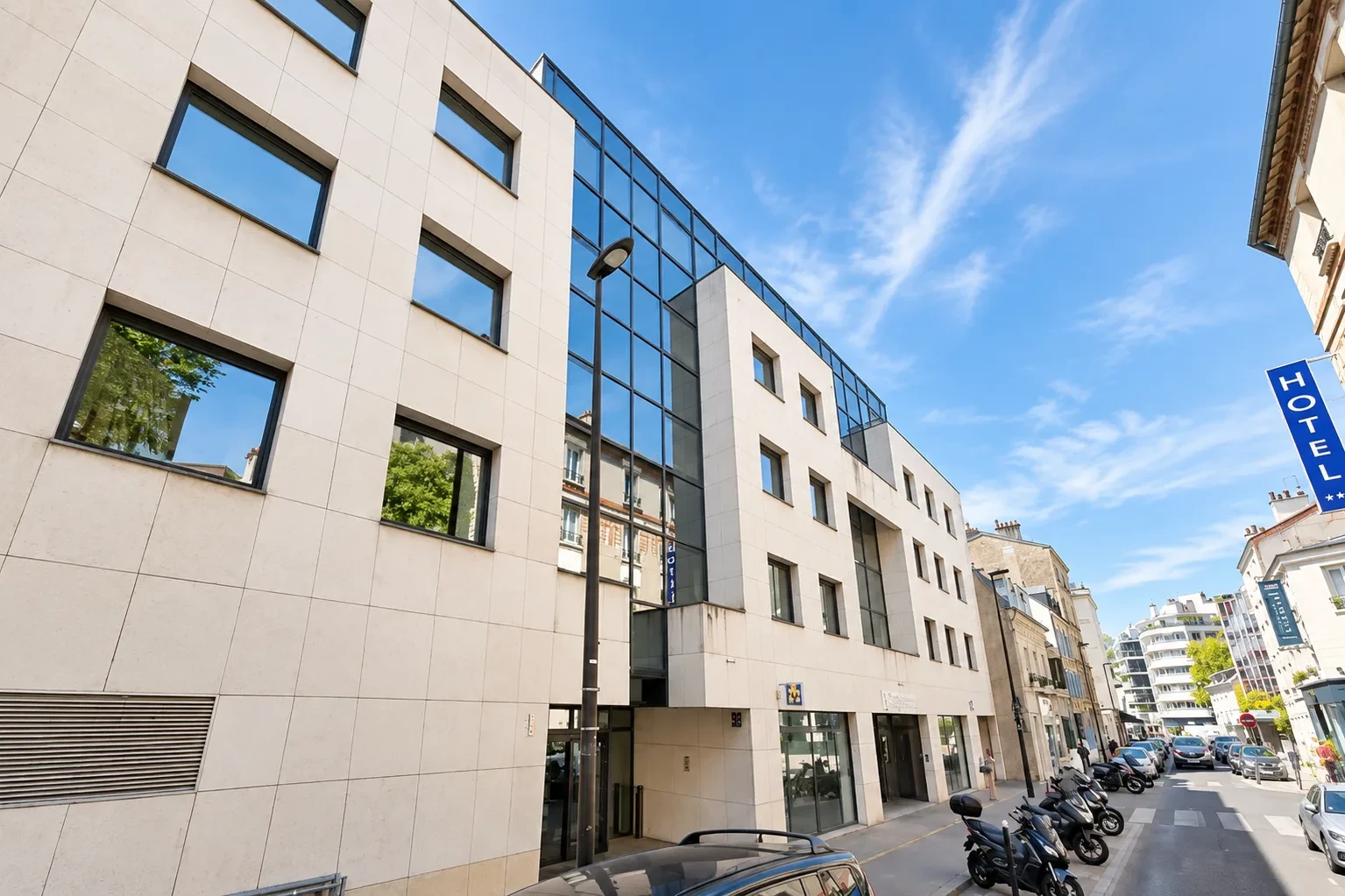 BUREAUX à louer à Boulogne-Billancourt – 447 m²