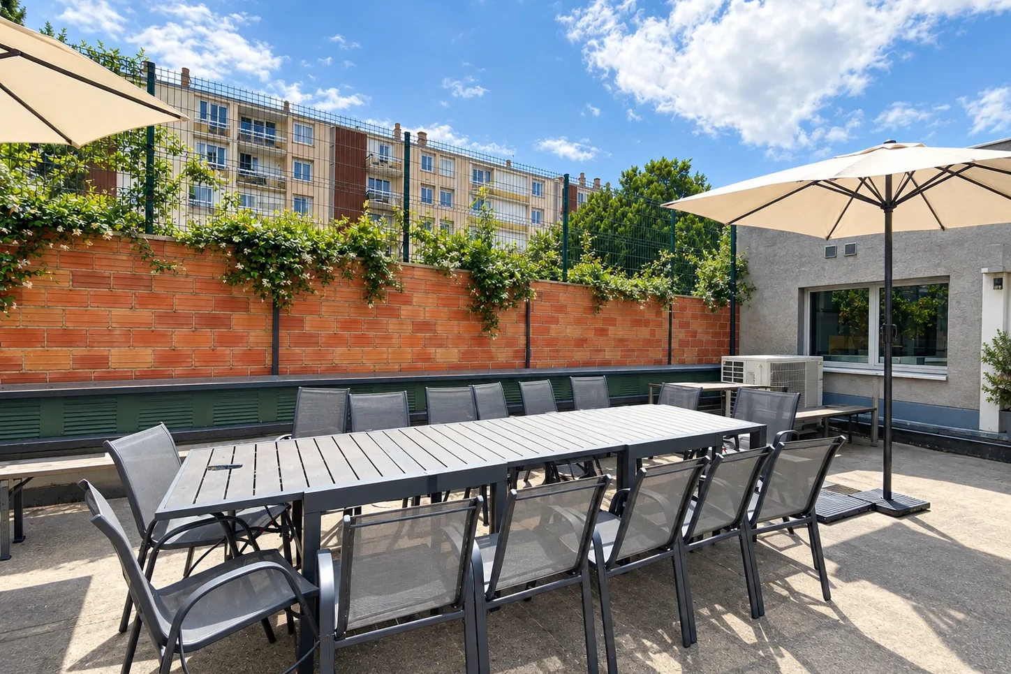 BUREAUX à vendre à Boulogne-Billancourt – 458 m²