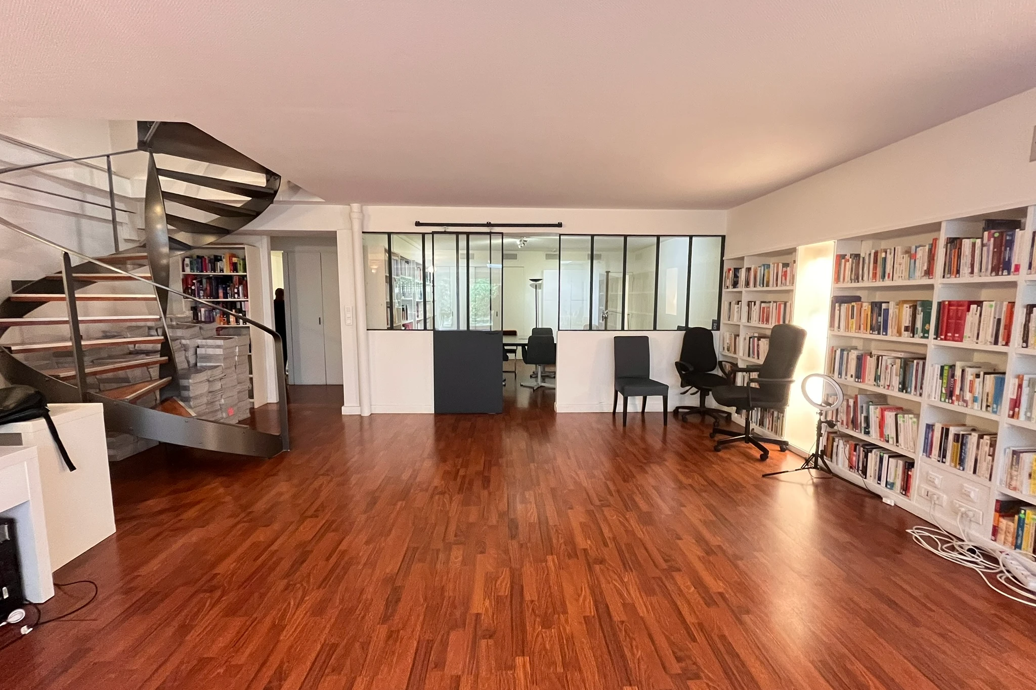 BUREAUX à louer à Montrouge – 262 m²