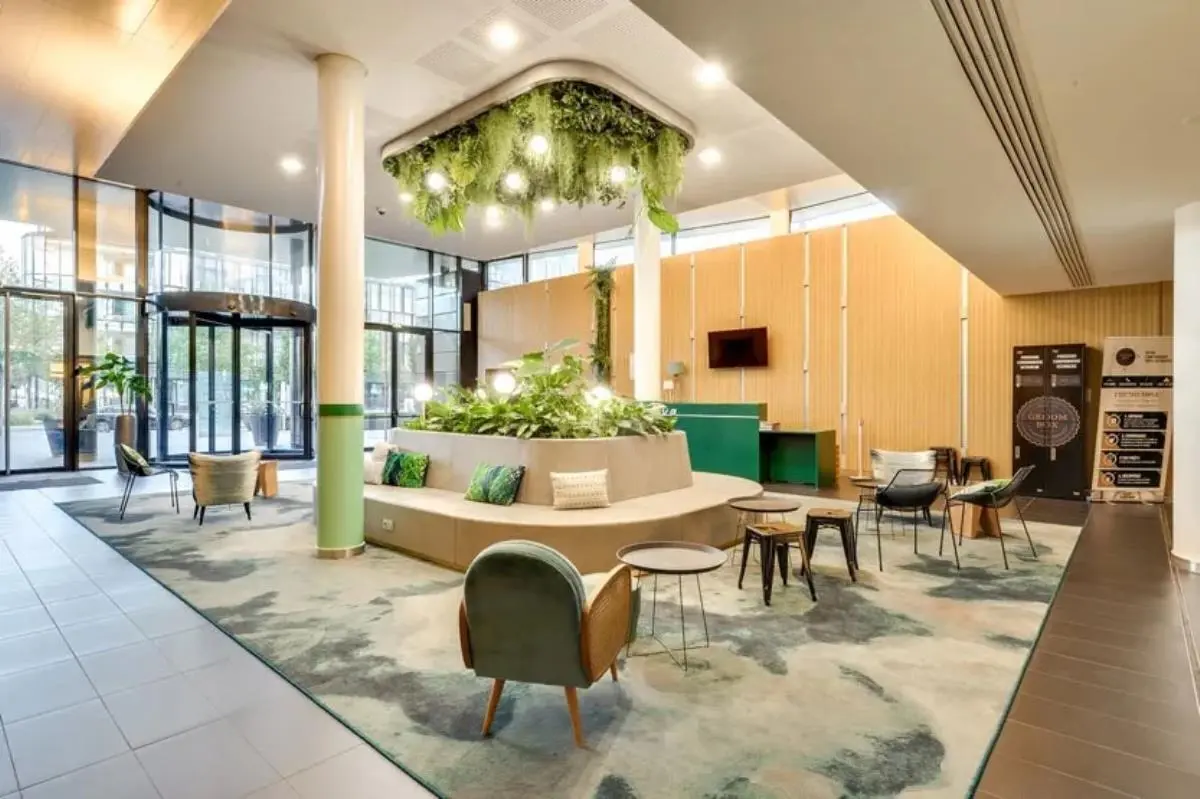BUREAUX à louer à La Garenne-Colombes – 1 971 m²