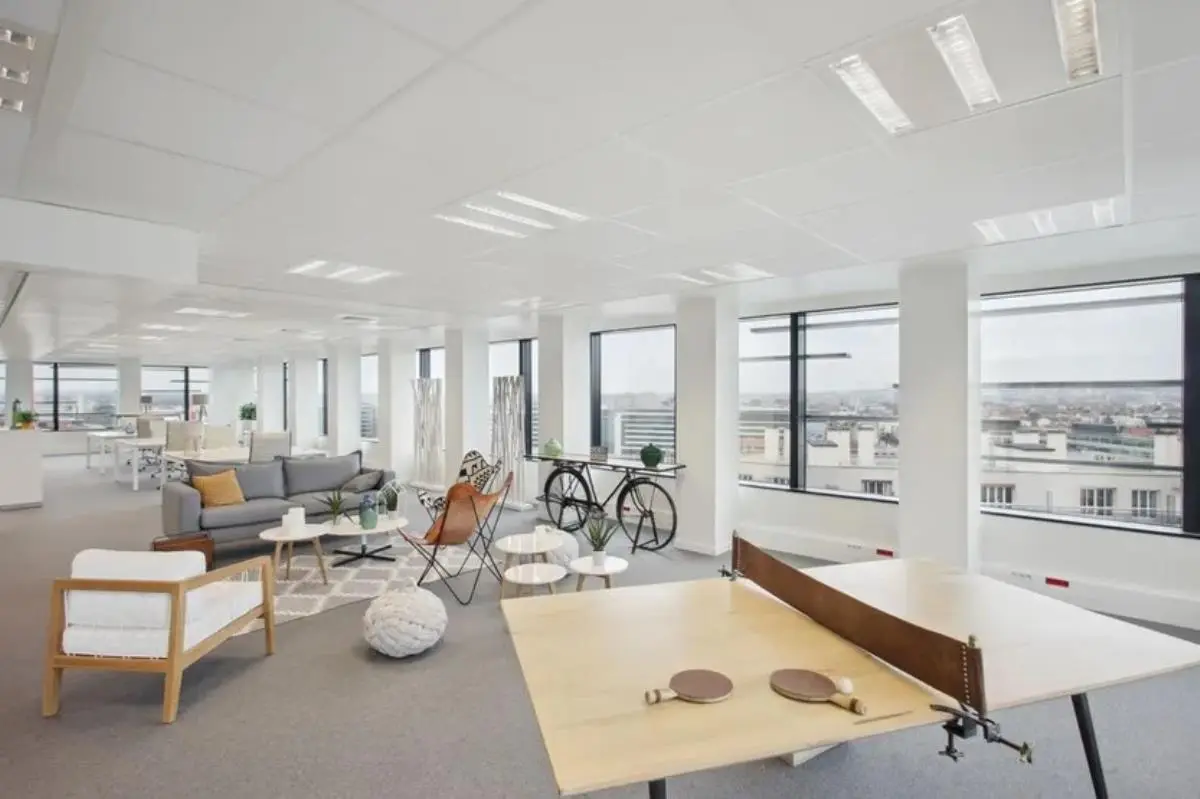 BUREAUX à louer à La Garenne-Colombes – 1 971 m²
