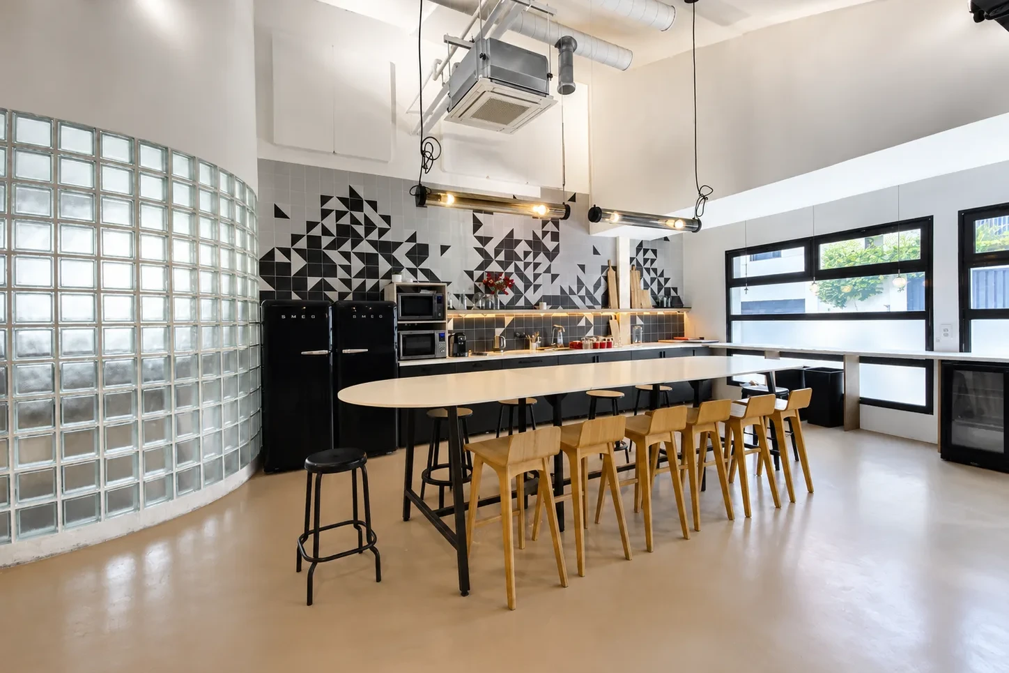 BUREAUX à vendre à Boulogne-Billancourt – 582 m²
