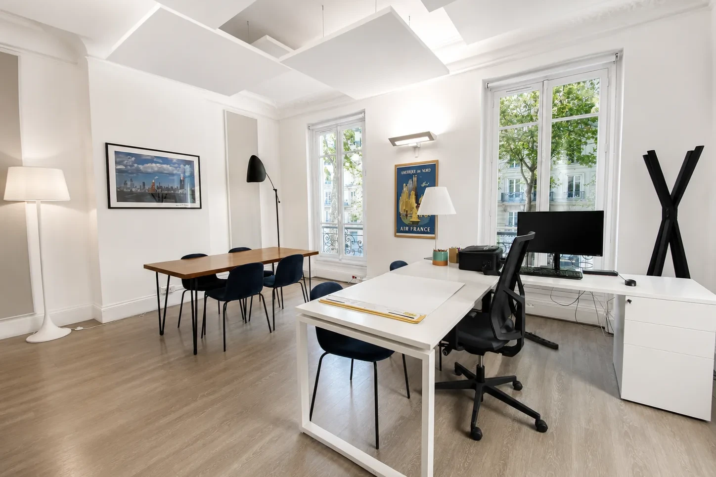 BUREAUX à louer à Paris – 611 m²