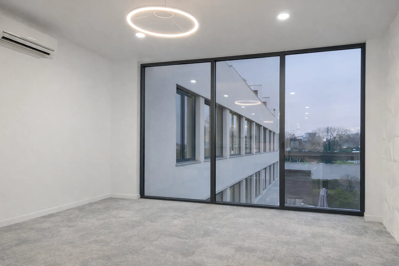 BUREAUX à louer à Rueil-Malmaison – 699 m²