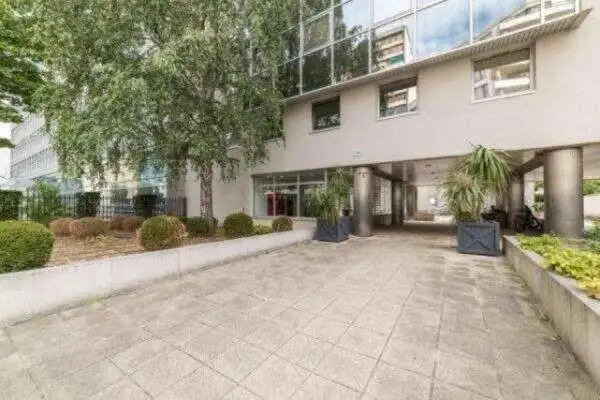 BUREAUX à louer à Boulogne-Billancourt – 647 m²